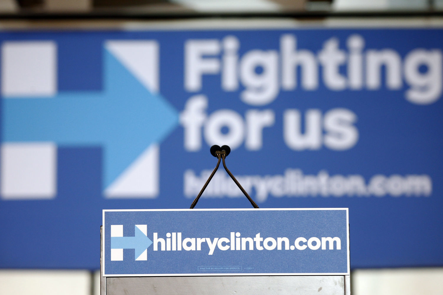 CAUCUS NIGHT - DES MOINES